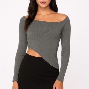 Fashion Nova Gray Fitted Blouse with wide Neckline